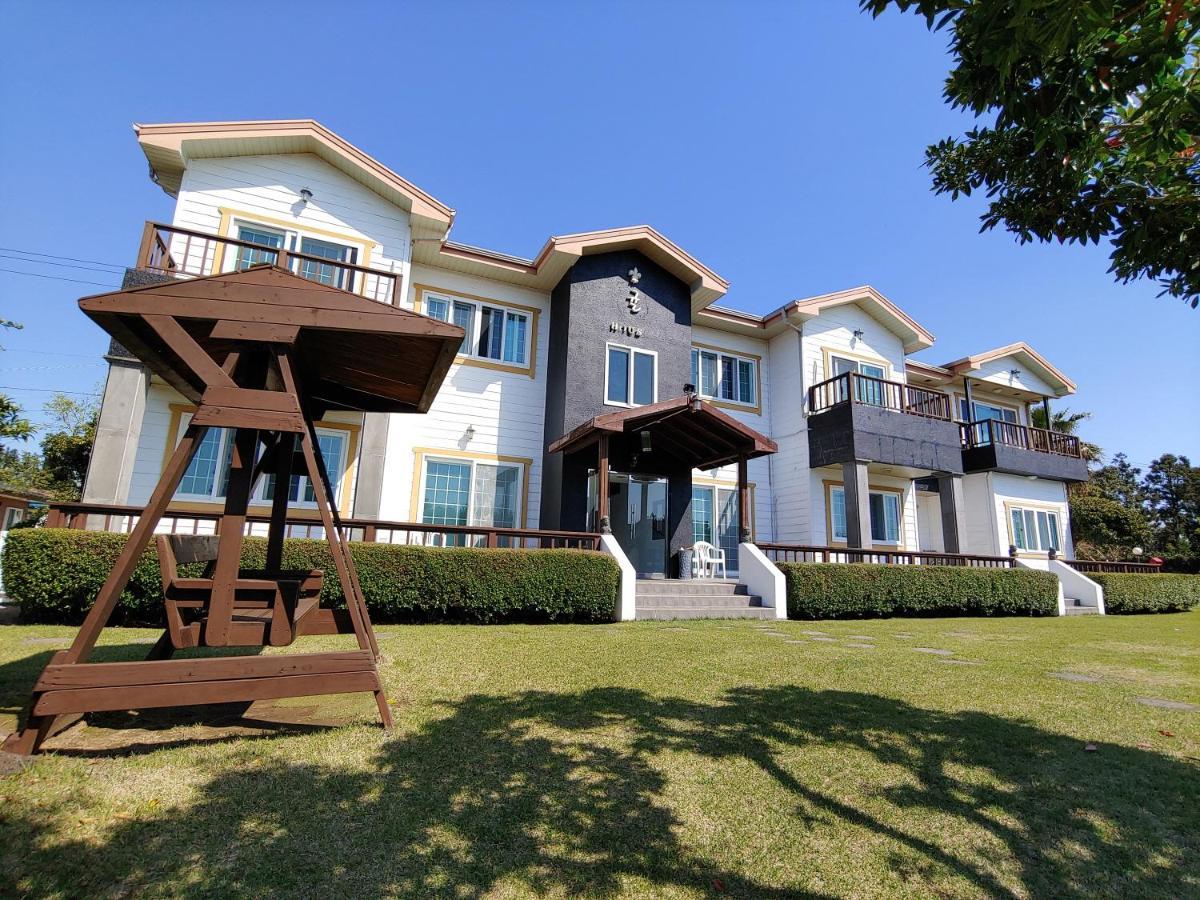 Gyulhouse Pension Σεογκουίπο Εξωτερικό φωτογραφία